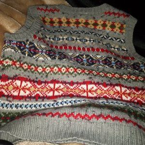 ✓ Old Navy - 4T Sweater Vest -